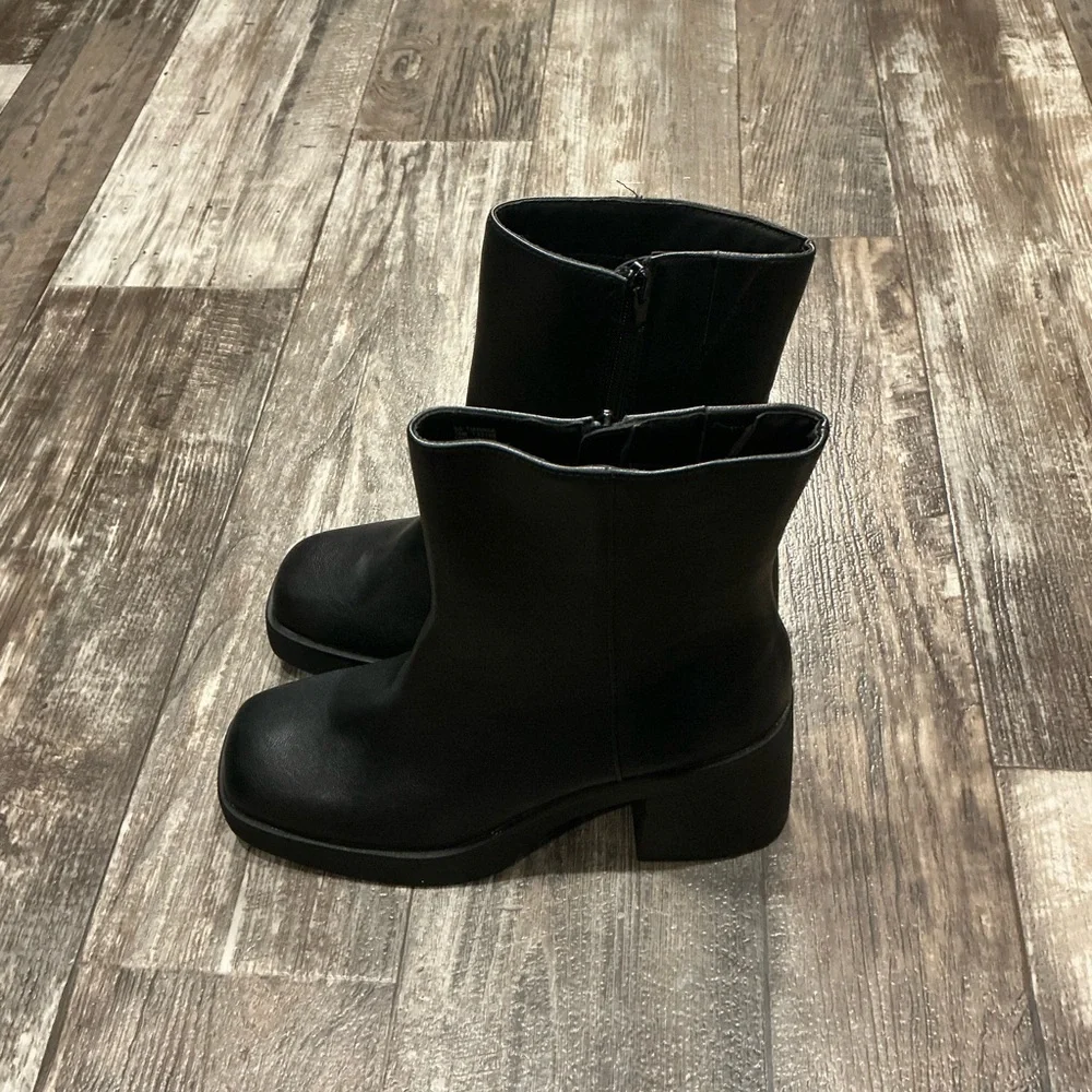 Sun + Stone Elegant Black Women's Ankle Boots Size 9.5 - Picture 9 of 16